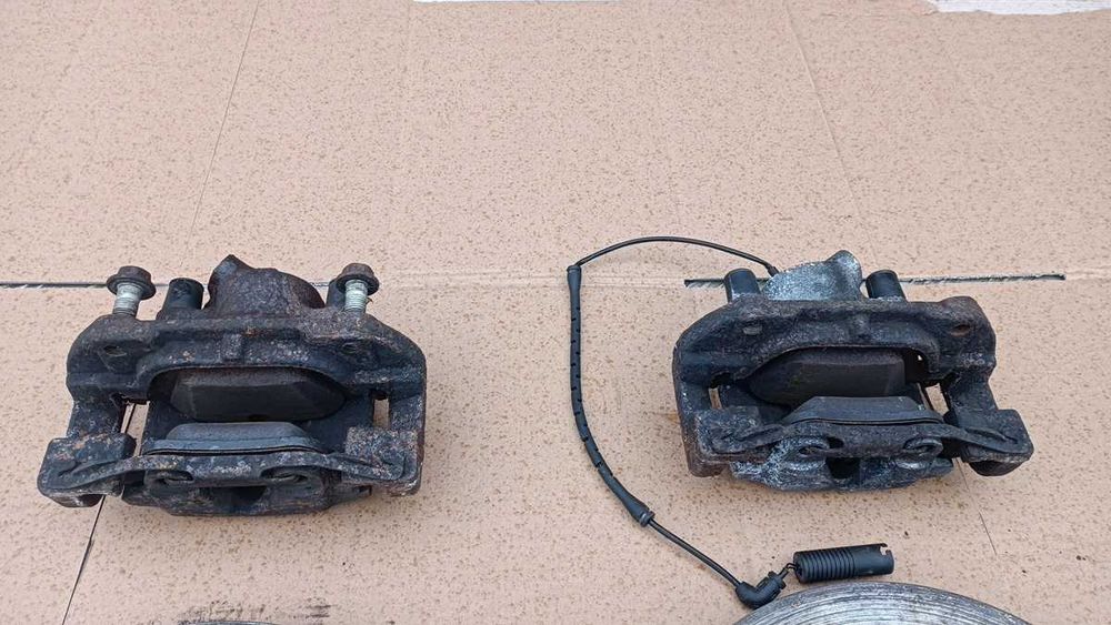 Duże hamulce Przód 300mm Wentylowane Tarcze Zaciski BMW E36 325i 328i