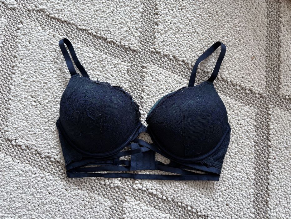 biustonosz push up Hunkemoller