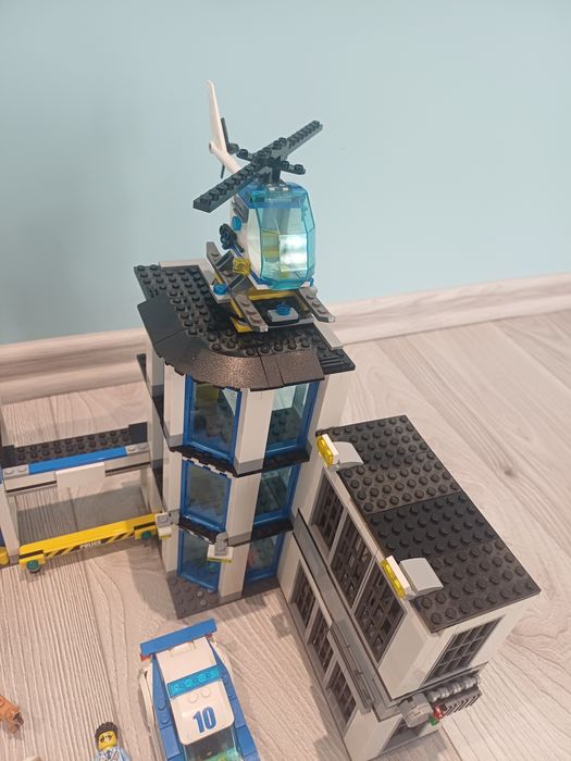 Lego 60141 posterunek policji