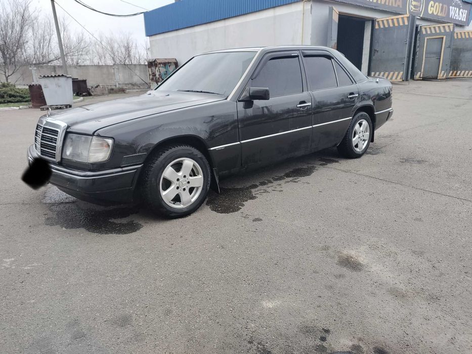 Mercedes Benz w124