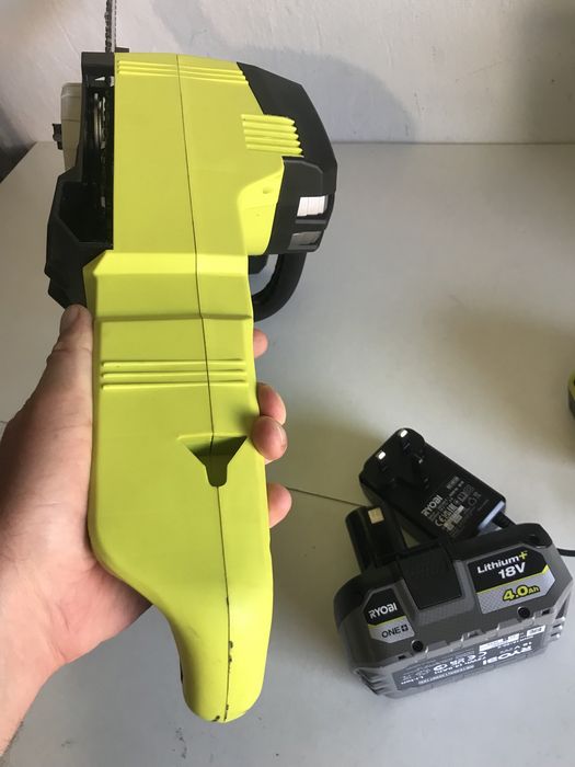 Акумуляторна пила,безщіткова Ryobi ONE+ 30 см 18 В OCS1830 з Англії