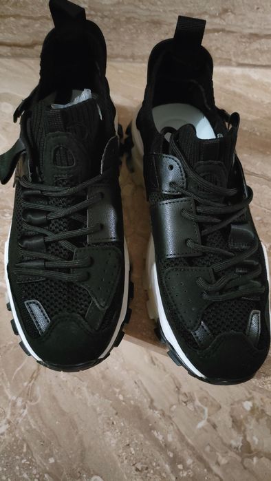Buty damskie 40 Adidasy