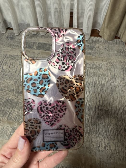 Чохли на Iphone 13