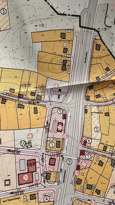 Продам приватизовану земельну дiлянку пiд АЗС,в c.Топчиiвка