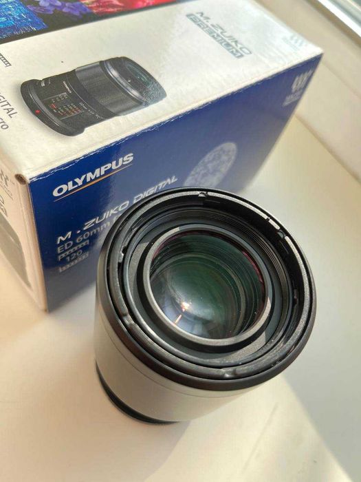 Об'єктив Olympus 60mm F2.8 Macro (Micro 4/3)