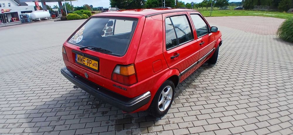 Volkswagen Golf 2, 1,3 benzyna, 1991 rok - zabytkowy - żółte tablice