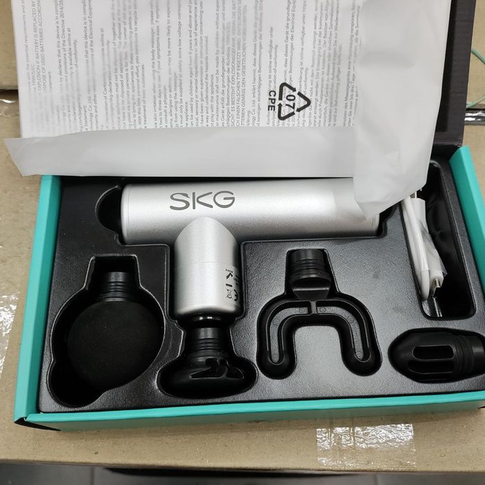 Новий SKG F3 mini, F3 light, Перкусійний масажер- пістолет оригінал