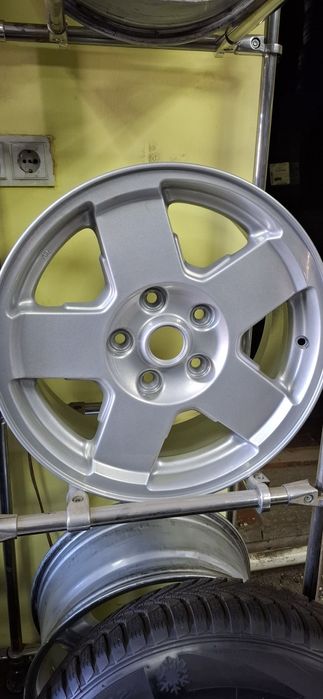Диски с резиной R-17, 5*127