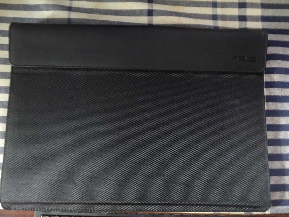 ASUS External Monitor 15.664738548815234123