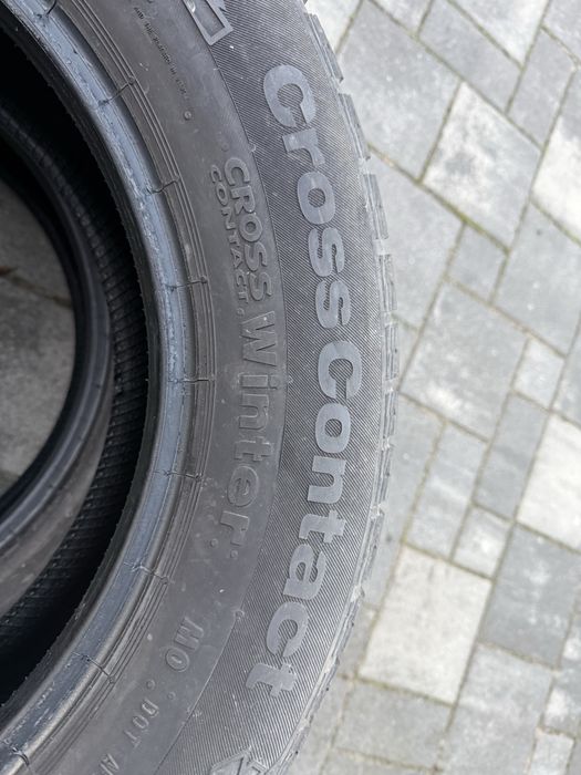 Continental CrossContact Winter  235/60R17