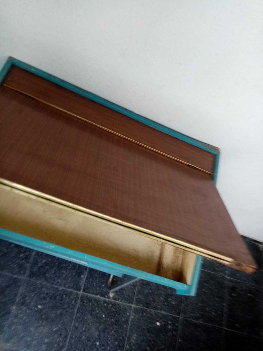 secretária de criança: anos 70, para restauro