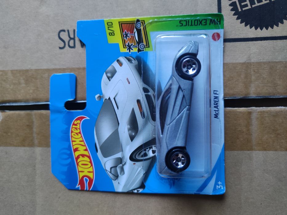 Mclaren f1 hot wheels