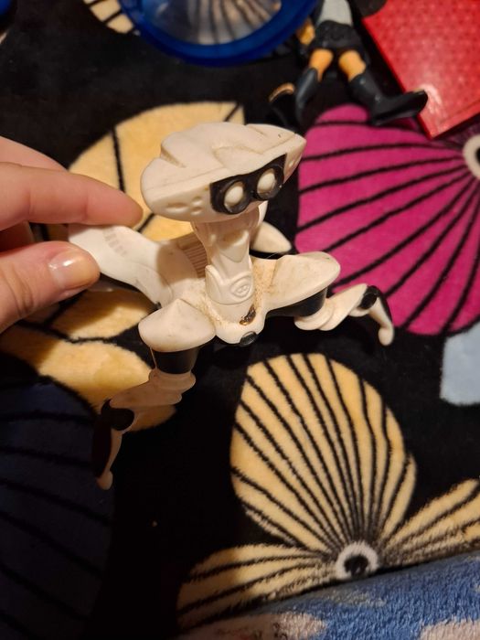 Vendo boneco antigo