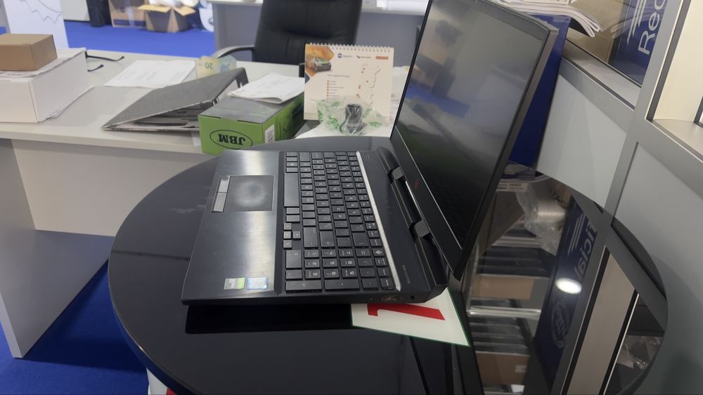 Portatil Gaming Hp8574