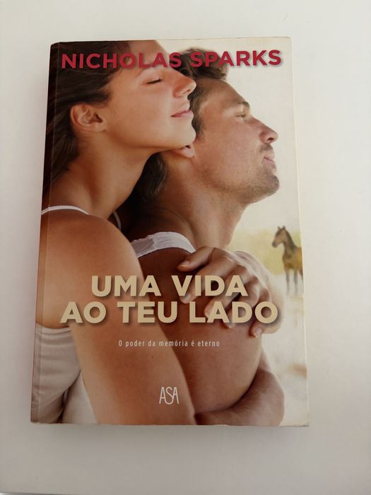 Livro Uma Vida ao Teu Lado - Nicholas Sparks