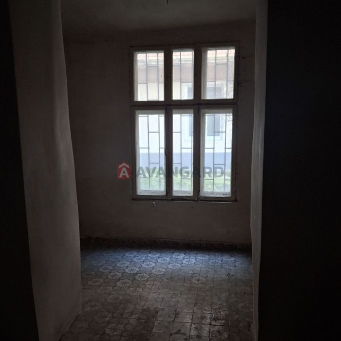 Продаж приміщення