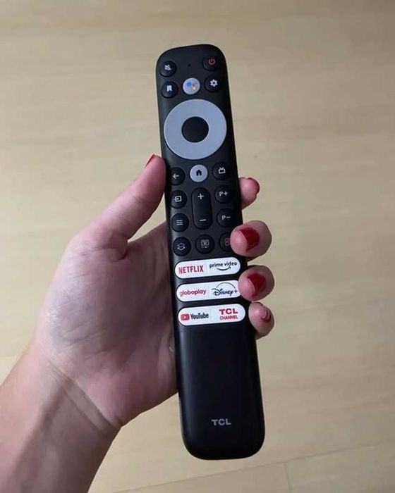 TV TCL 4K HDR com Google TV — Modelo P635 (estado como novo)