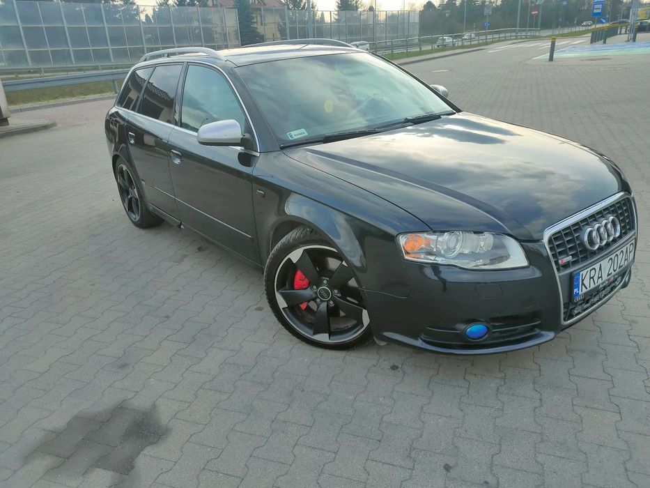 Audi A4 Avant Quattro S-Line
