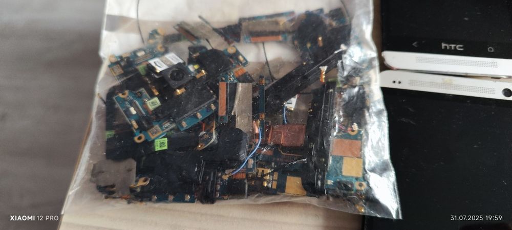 Zestaw HTC One M7 x9