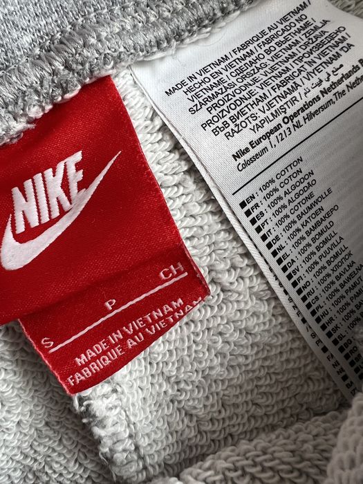 Szare ciepłe dresy slim fit Nike Track & Field