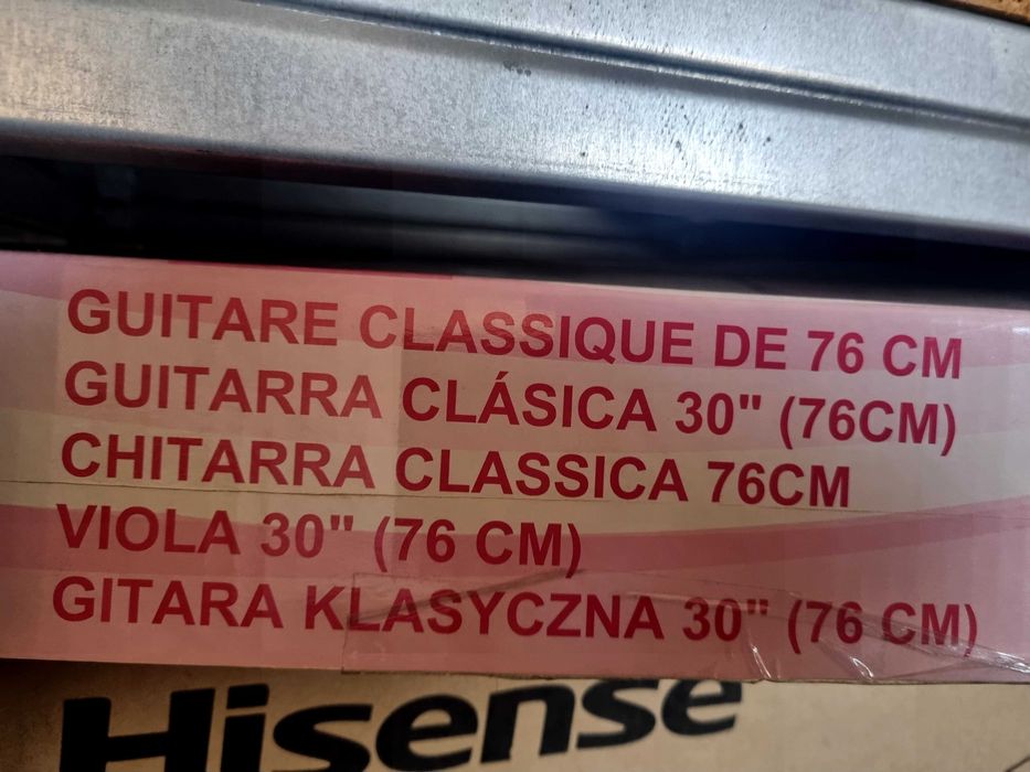 Violão infantil cor de rosa