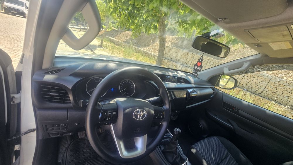 Vendo toyota hilux