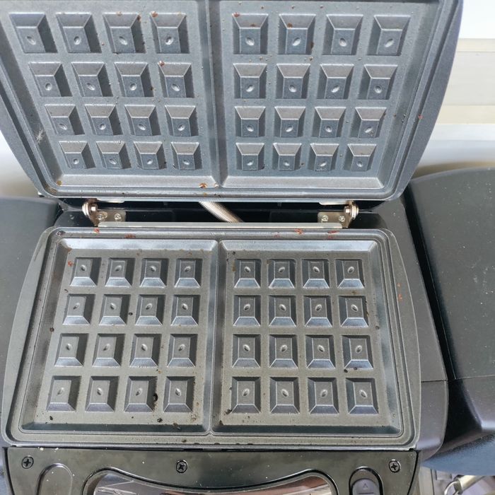 redmond :RMB-RM 600.