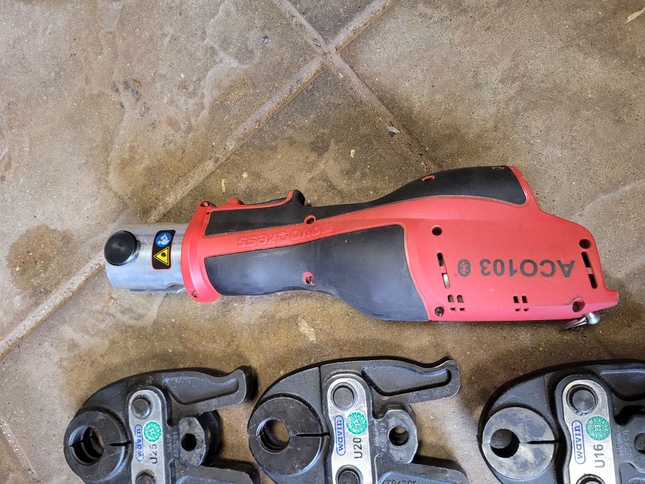 Zaciskarka novopress aco 103