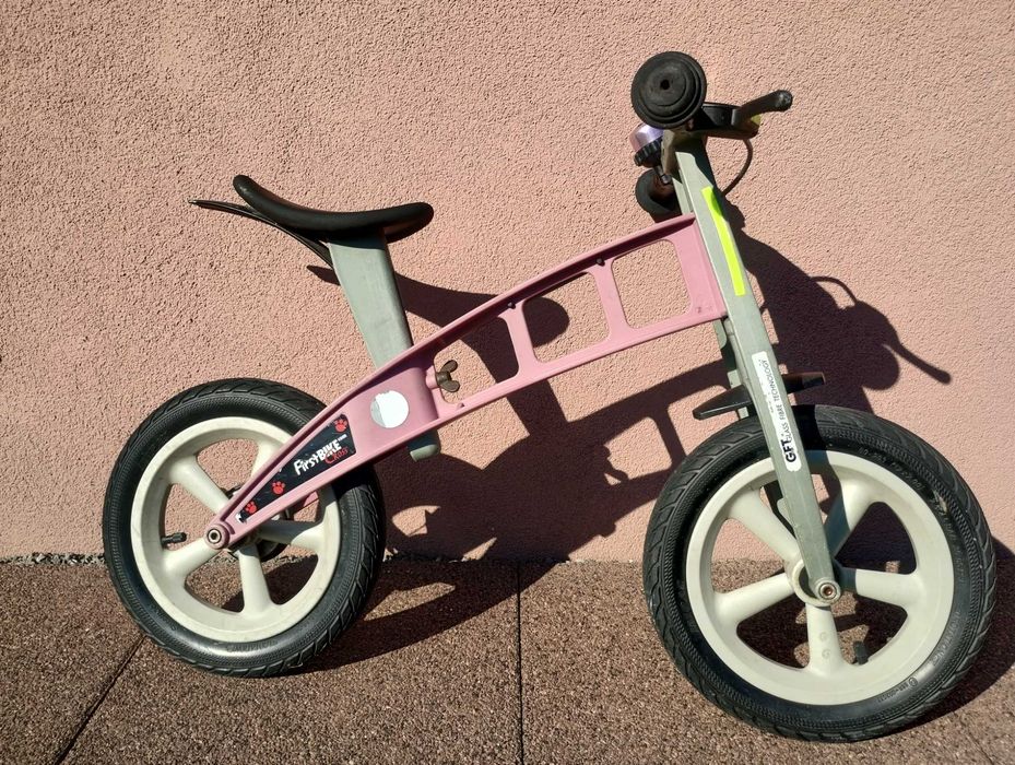 Rowerek biegowy FirstBike Pink