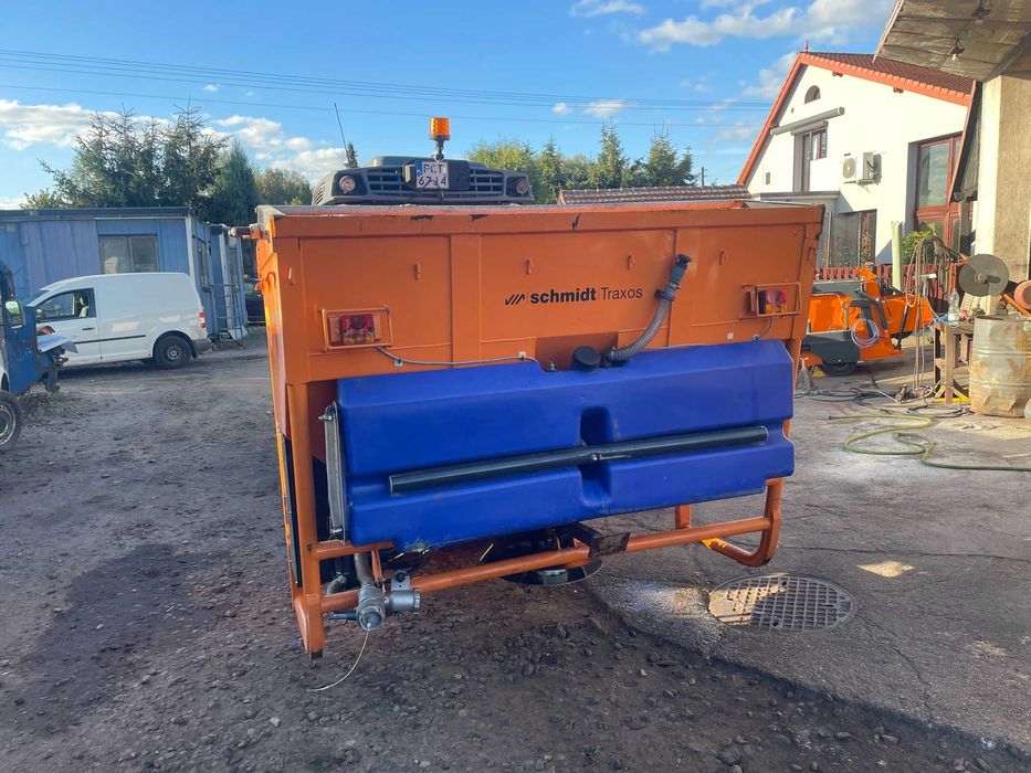 Schmidt Traxos S 15 piaskarka, posypywarka, solarka Epoke