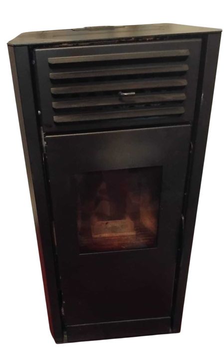 Salamandra a pellets – Como nova