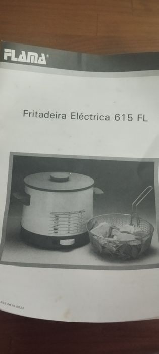 Fritadeira FLAMA 615 FL  2,5L NOVA