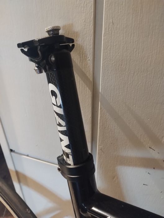Rama szosa 700c alu z widelcem karbon.