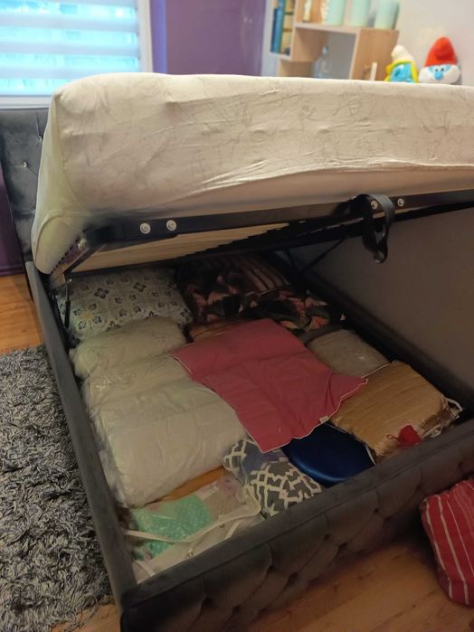 Podwójne Łóżko z Materacem