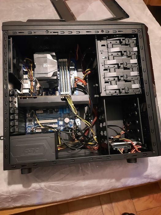 PC GAMER I7 2600 + GTX 950 2Gb + 16Gb RAM + 128Gb SSD + 1Tb HDD