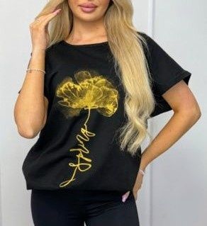 Elegancki T-shirt ze złotą aplikacją