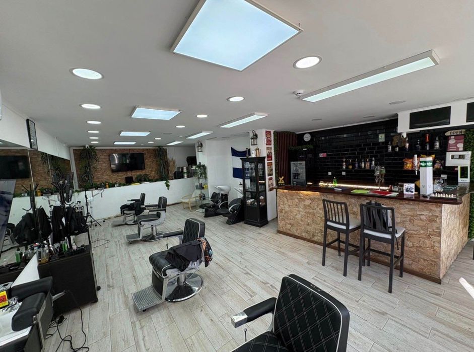 Trespasse barbearia totalmente equipada