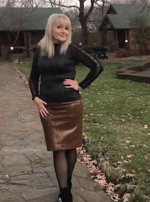 Супер спідниця з лаковоі  еко шкіри ,розмір М