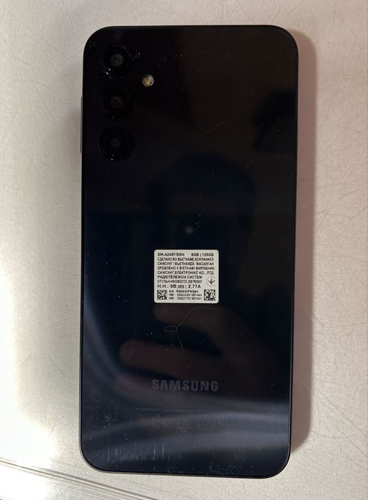 Смартфон Samsung Galaxy A24