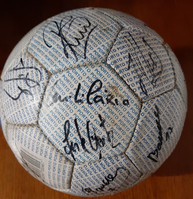Bola autografada F.C.Porto.