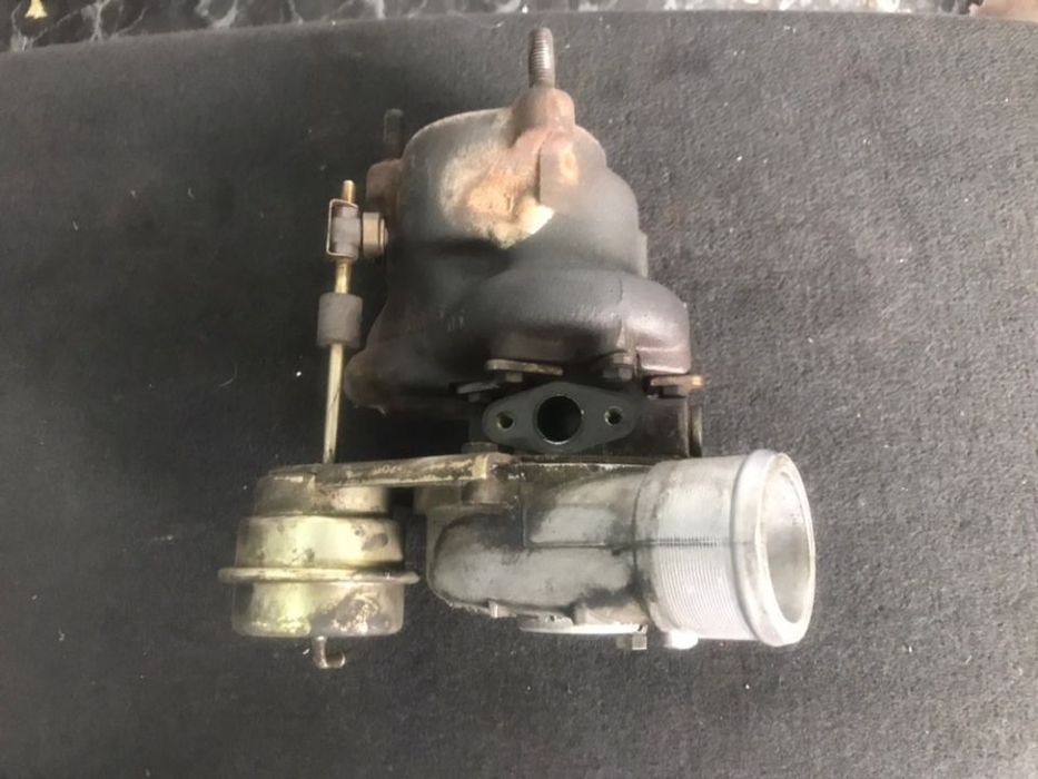 Turbo Audi 1.8 Turbo 180cv  A4 A6 Passat 058145703l