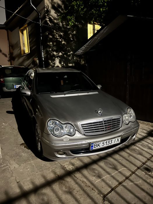 Mercedes-Benz C220 2.2 CDI W203 Elegance — Автомат