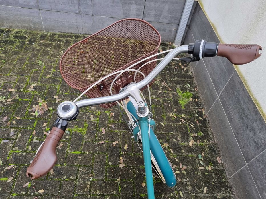 Bicicleta de cidade ELOPS 520 QUADRO BAIXO verde cedro