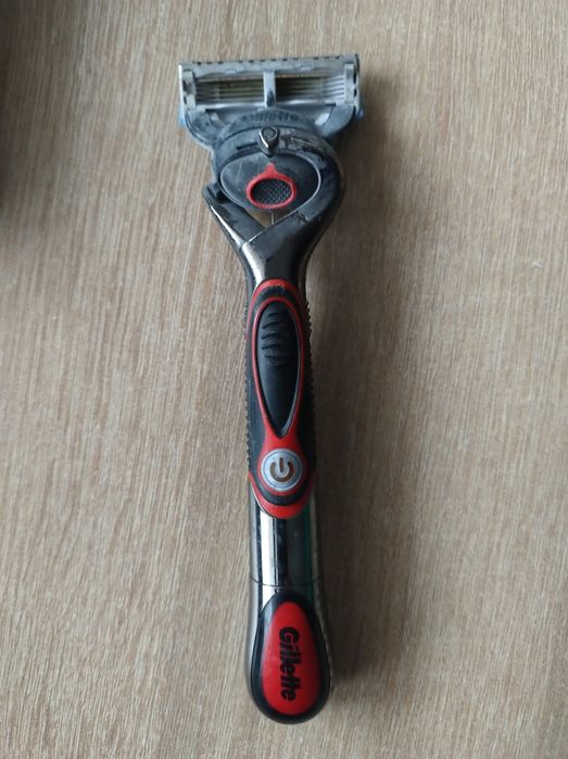 Gillette fusion, maszynka do golenia elektryczna
