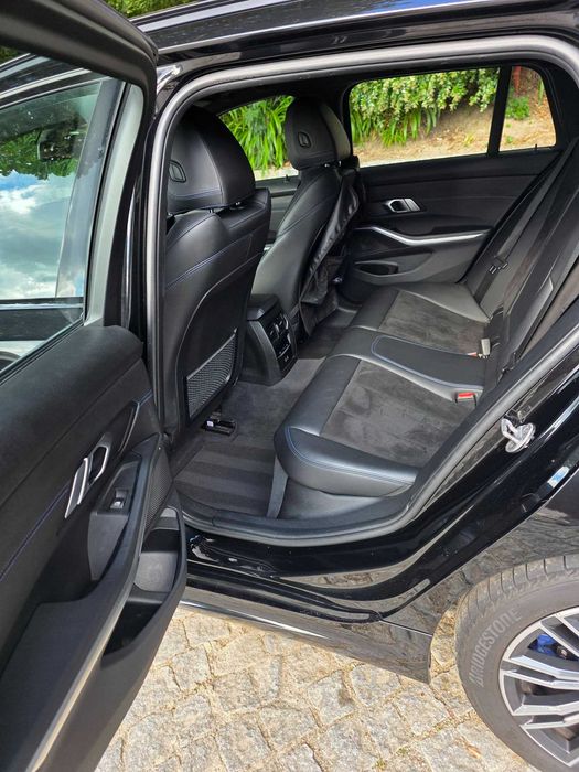 BMW 330e xDrive Touring M Sport