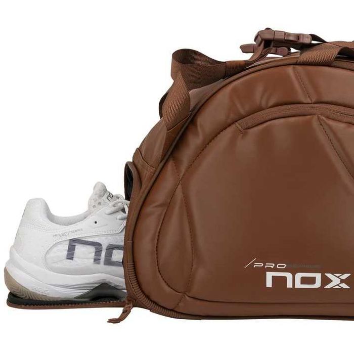 Сумка для паделу NOX Pro Series Brown Camel Racket Bag