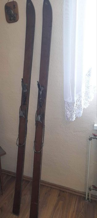 Unikatowe narty -retro drewniane