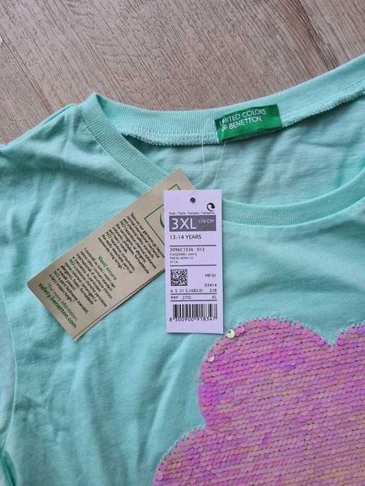 T-shirt com lantejoulas reversíveis