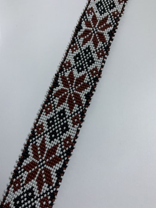 Чокер з бісеру ручної роботи