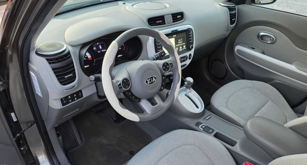 2017 Kia Soul Play